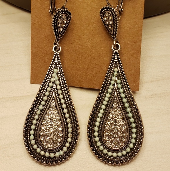 Exotic Earrings - Picture 1 of 1